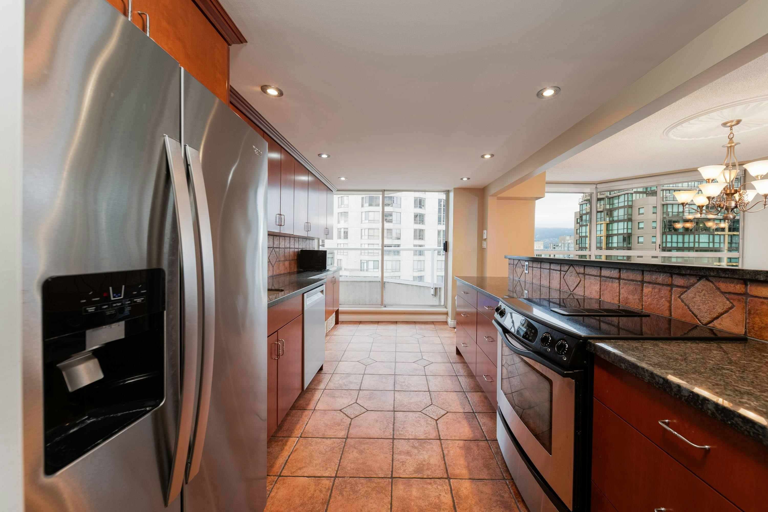 1801-717 Jervis Street, Vancouver, BC, V6E 4L5 - 8