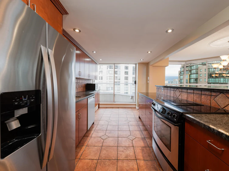 1801-717 Jervis Street, Vancouver, BC, V6E 4L5 - 8