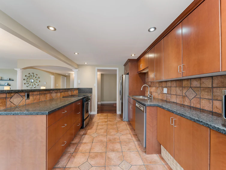 1801-717 Jervis Street, Vancouver, BC, V6E 4L5 - 10