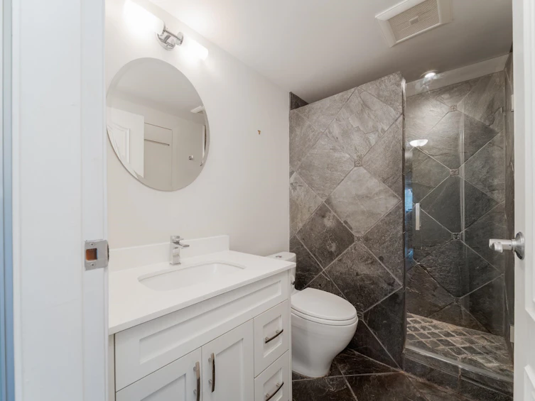 1801-717 Jervis Street, Vancouver, BC, V6E 4L5 - 23