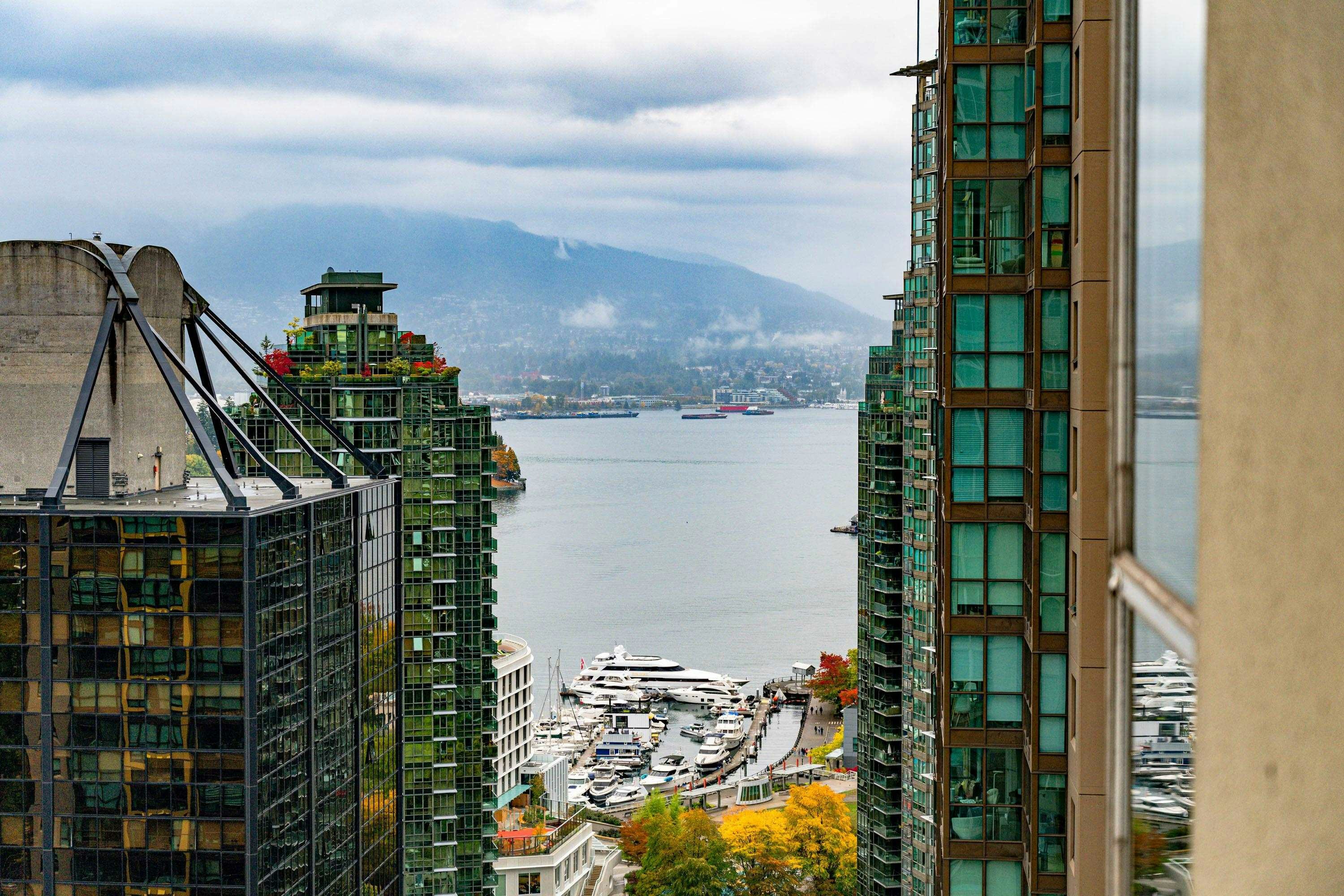 1801-717 Jervis Street, Vancouver, BC, V6E 4L5 - 30