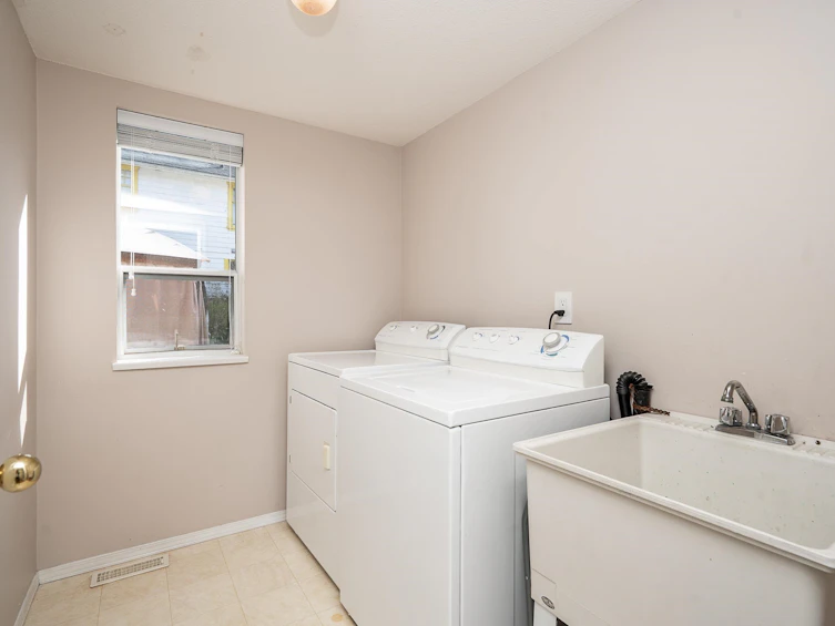 389 Metta Street, Port Moody, BC, V3H 2Y6 - 14