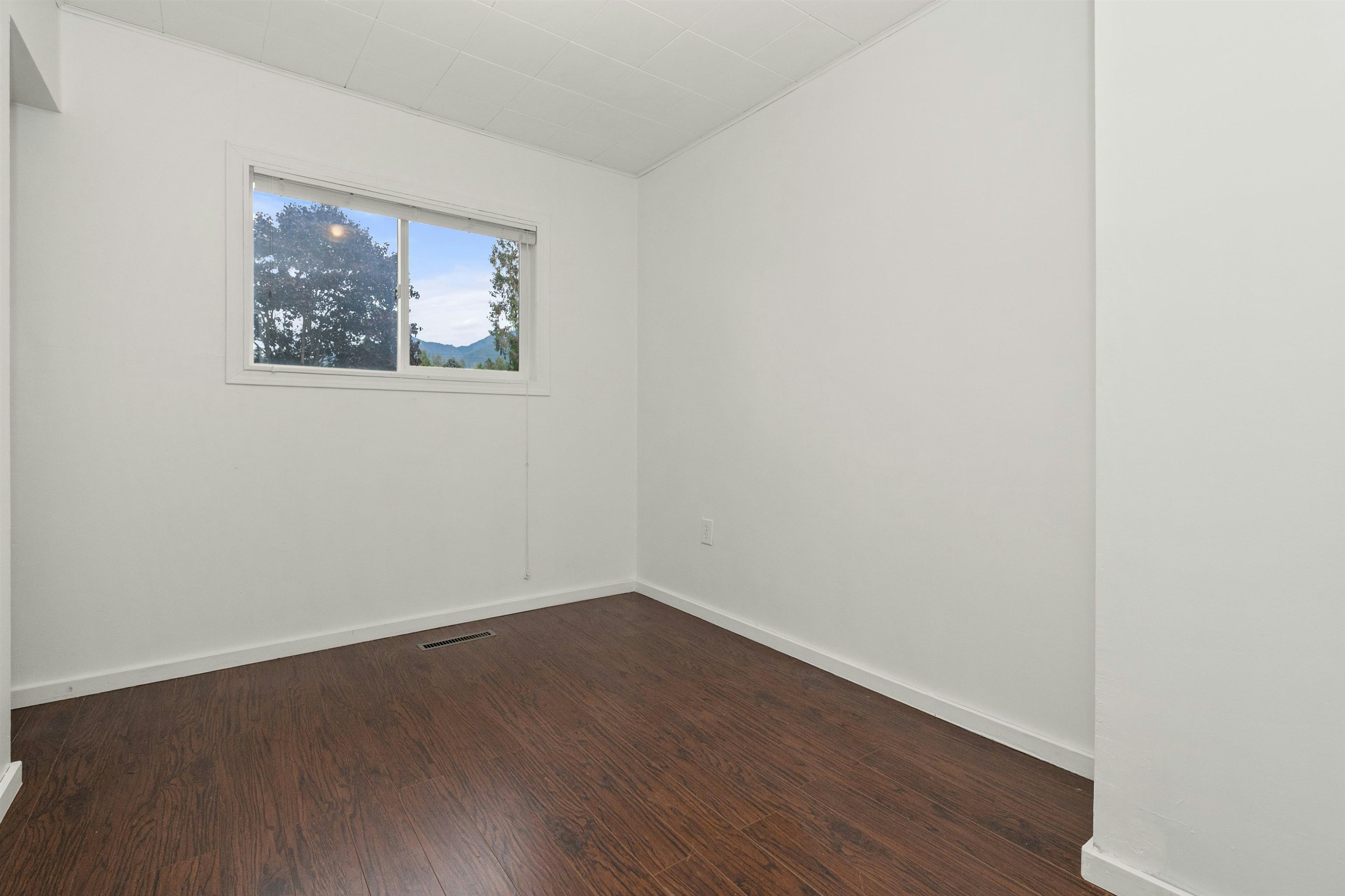 561 Thacker Avenue, Hope, BC, V0X 1L0 - 19