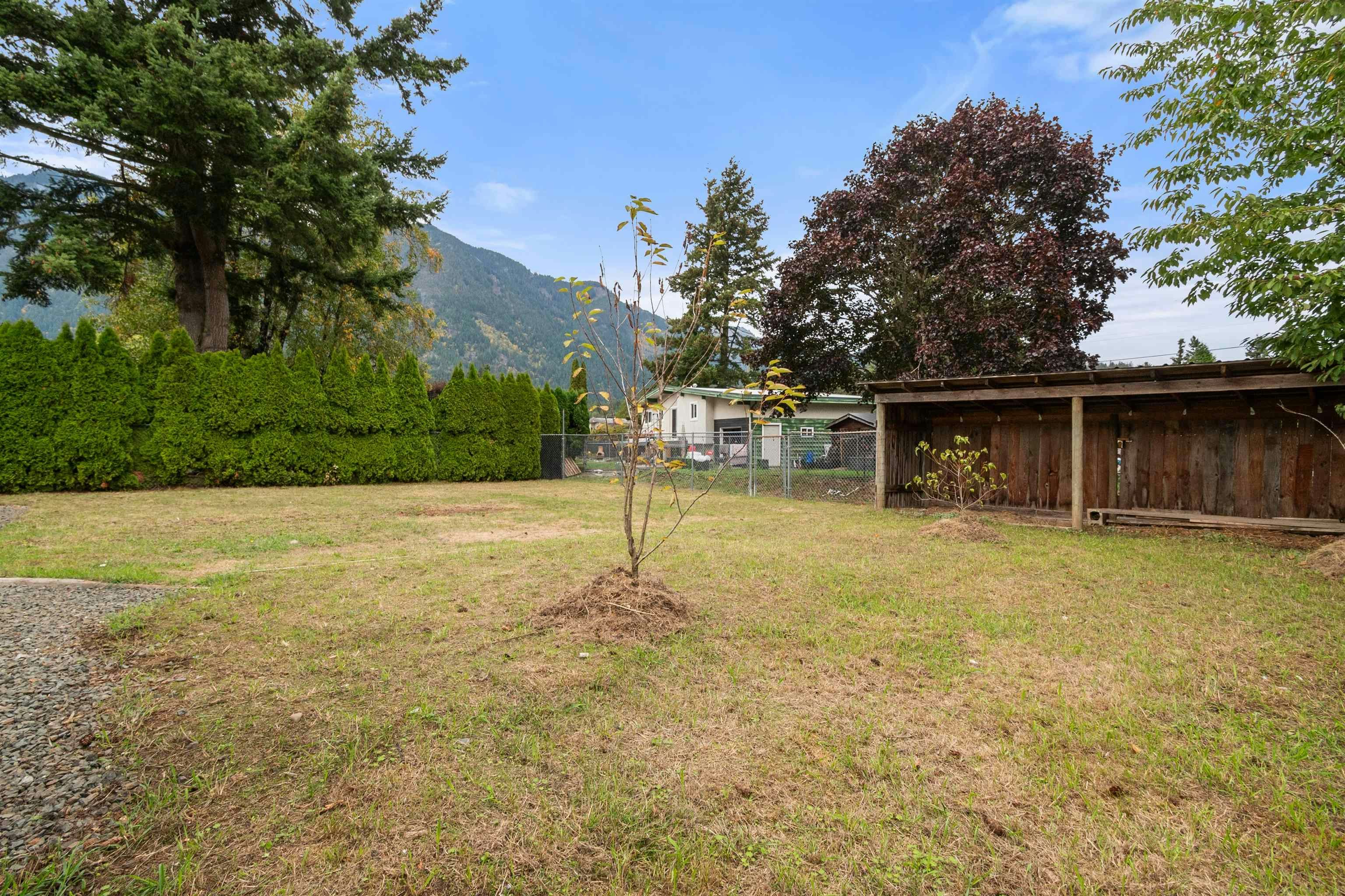 561 Thacker Avenue, Hope, BC, V0X 1L0 - 6