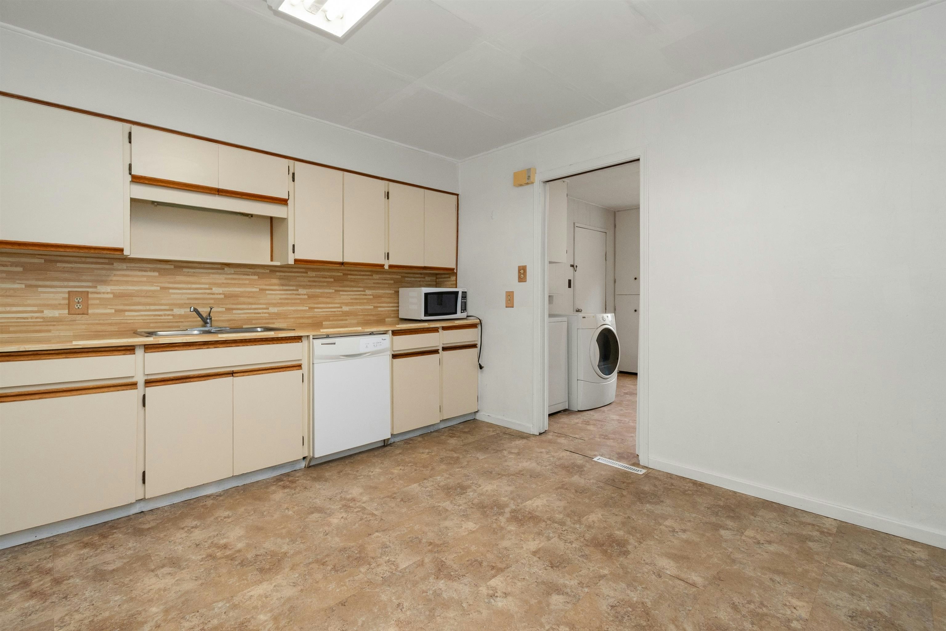561 Thacker Avenue, Hope, BC, V0X 1L0 - 14