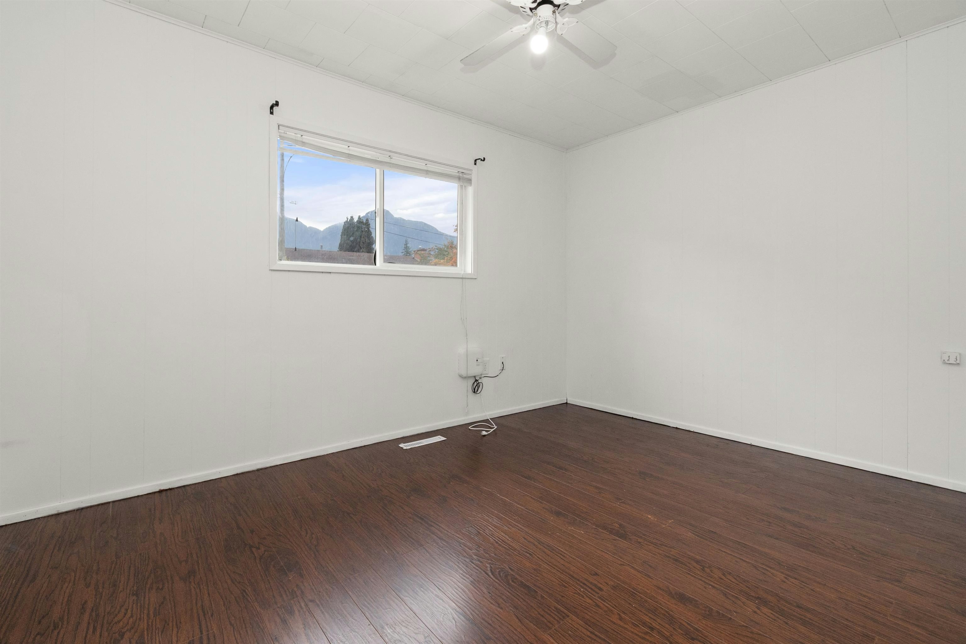 561 Thacker Avenue, Hope, BC, V0X 1L0 - 16