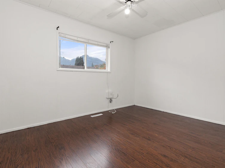 561 Thacker Avenue, Hope, BC, V0X 1L0 - 16