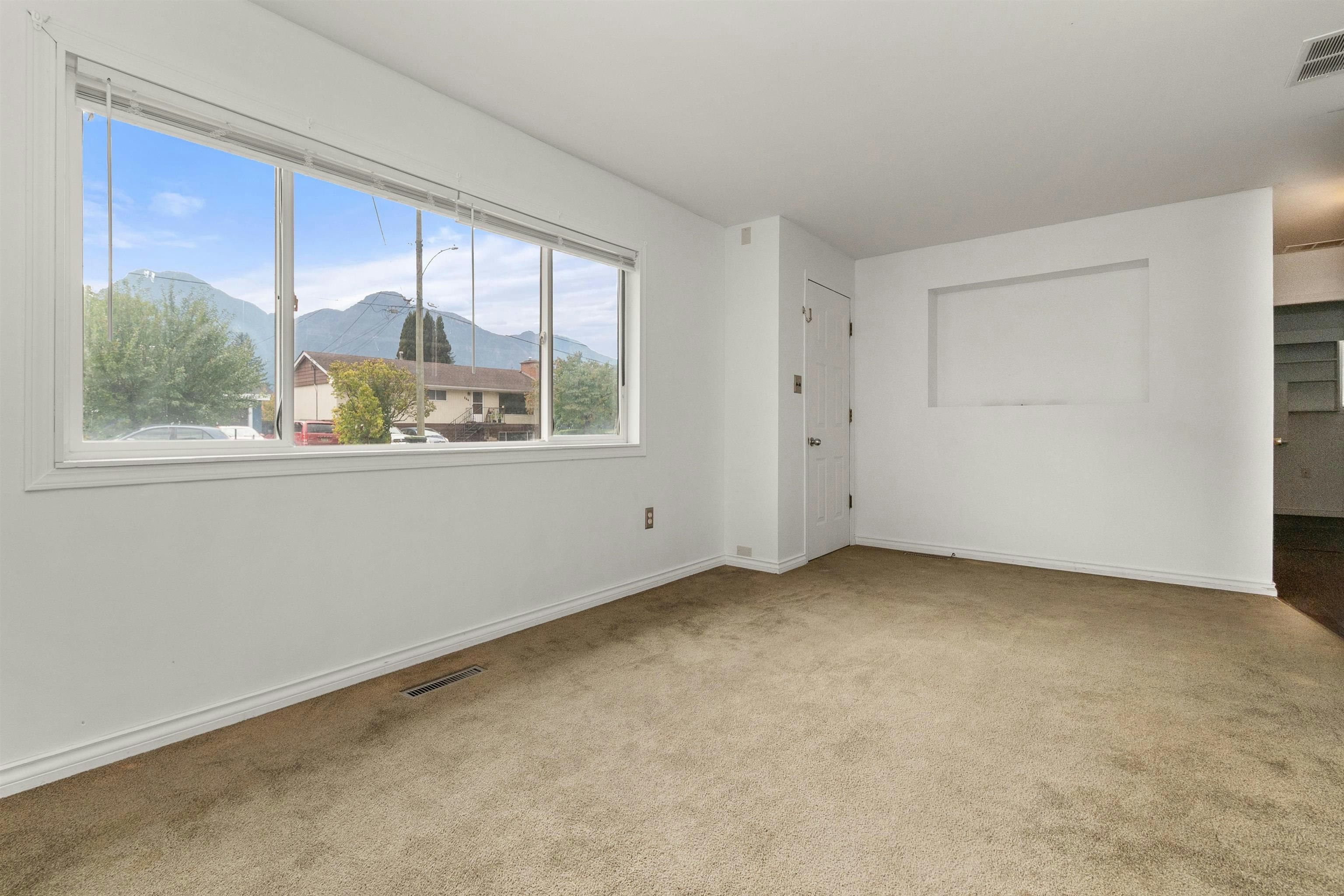 561 Thacker Avenue, Hope, BC, V0X 1L0 - 11