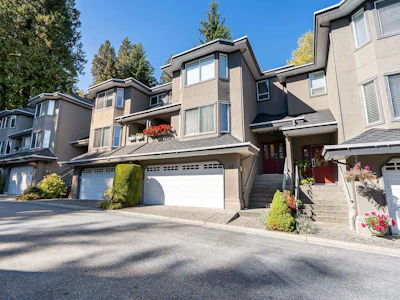 43-2990 Panorama Drive - 2