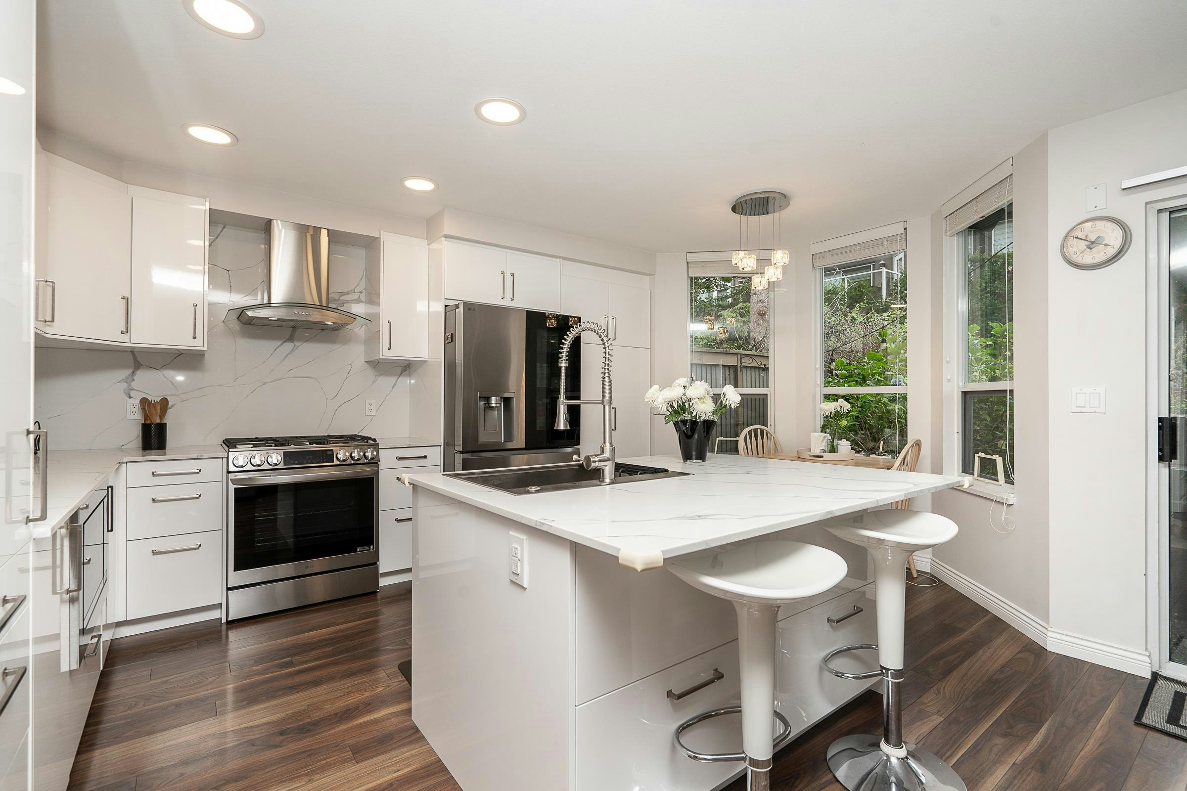 43-2990 Panorama Drive - 3