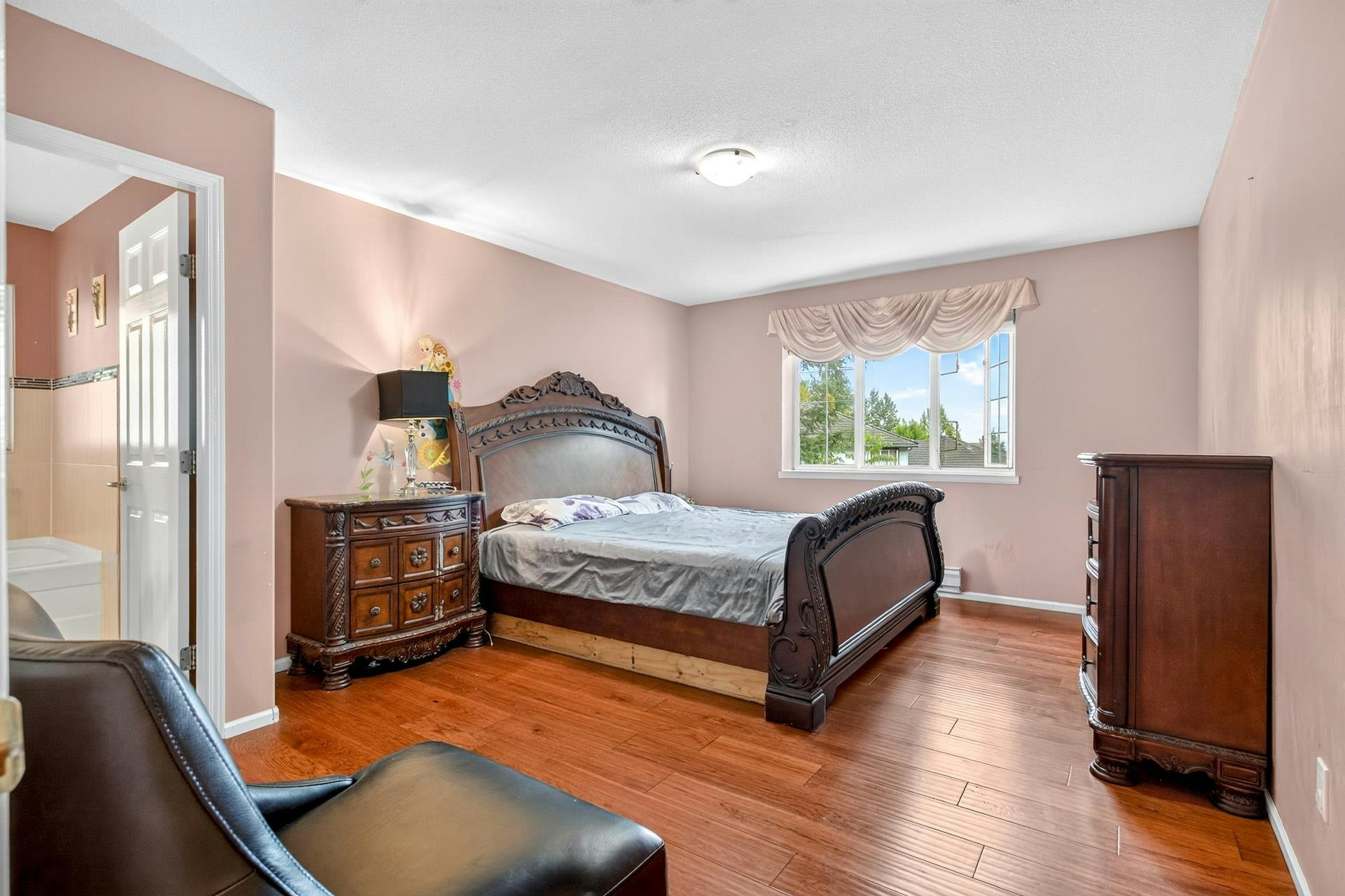 1599 Plateau Crescent, Coquitlam, BC, V3E 3B3 - 16