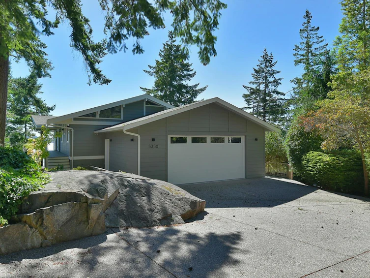 5350 Susan Way, Halfmoon Bay, BC, V7Z 1B5 - 8