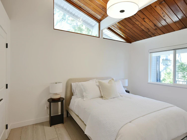 5350 Susan Way, Halfmoon Bay, BC, V7Z 1B5 - 22