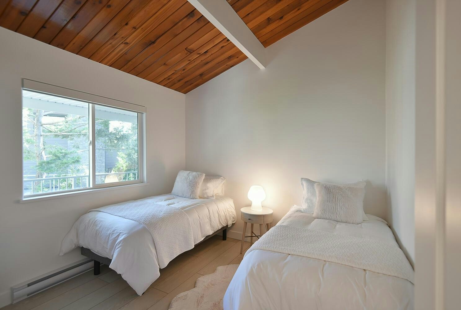 5350 Susan Way, Halfmoon Bay, BC, V7Z 1B5 - 20