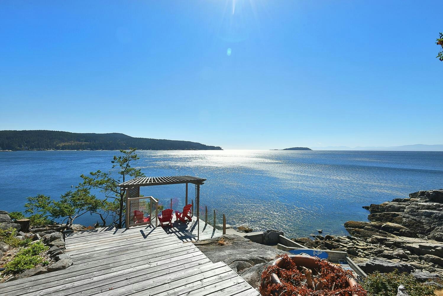 5350 Susan Way, Halfmoon Bay, BC, V7Z 1B5