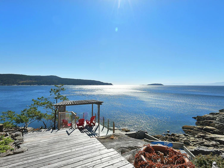 5350 Susan Way, Halfmoon Bay, BC, V7Z 1B5