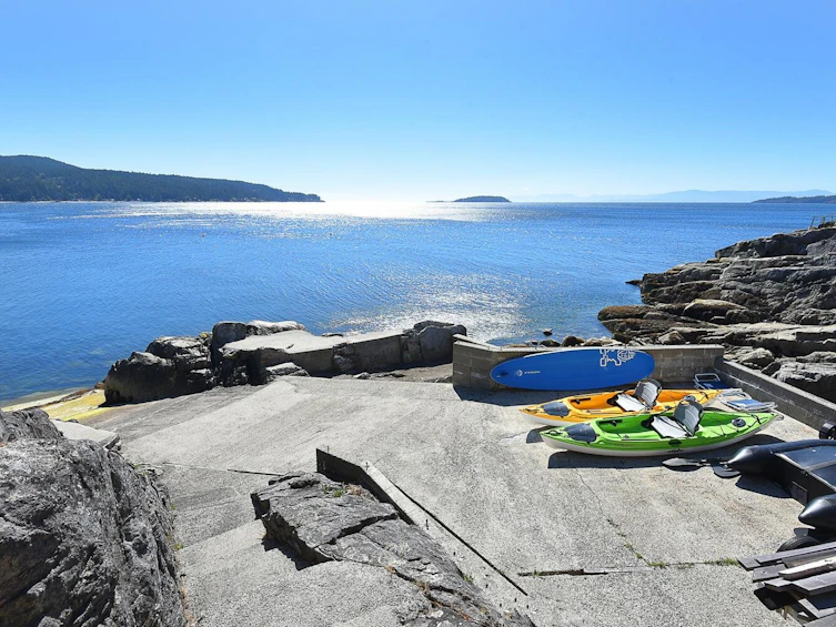 5350 Susan Way, Halfmoon Bay, BC, V7Z 1B5 - 2