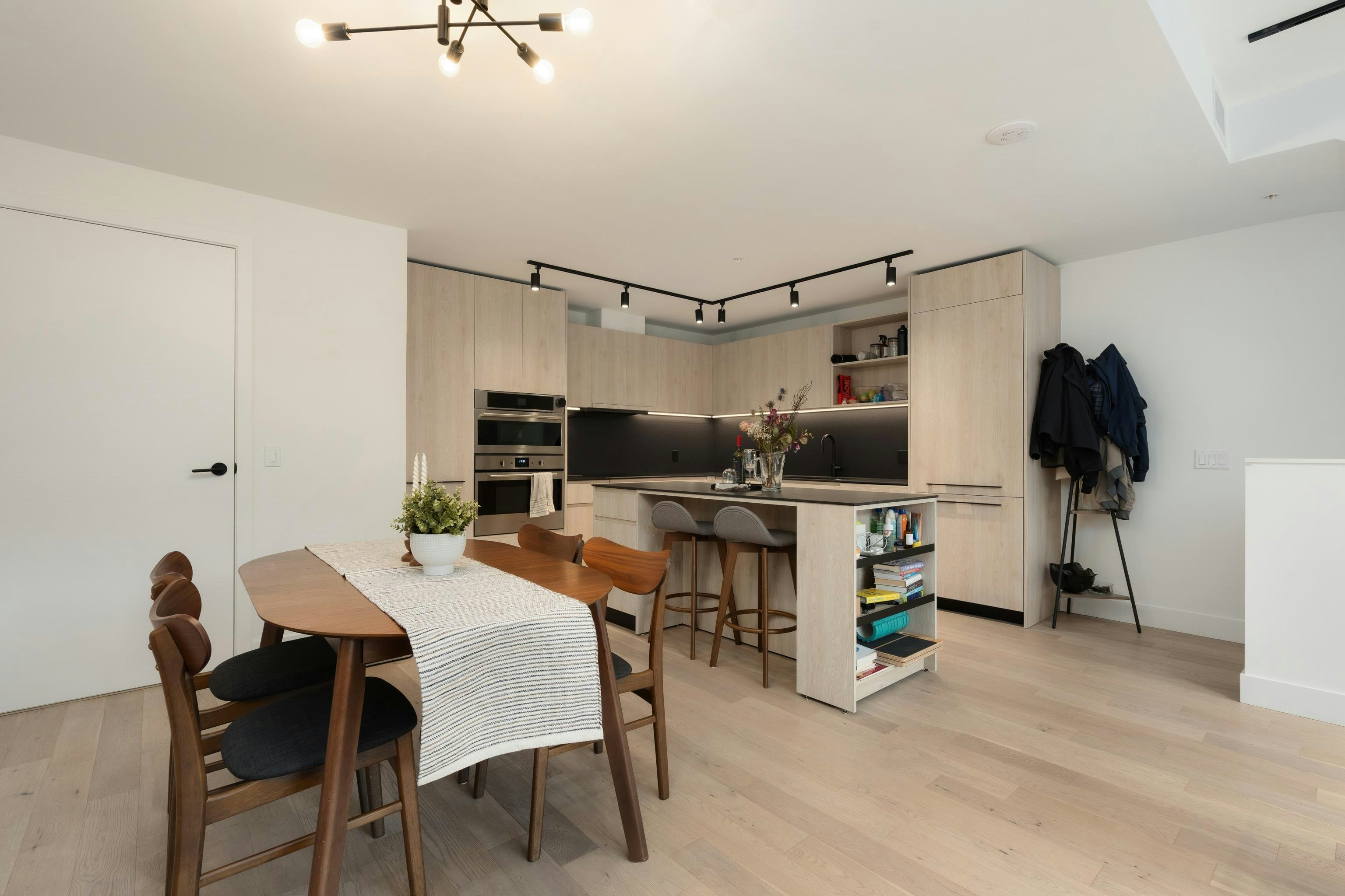 3984 Dumfries Street, Vancouver, BC, V5N 0J1 - 7