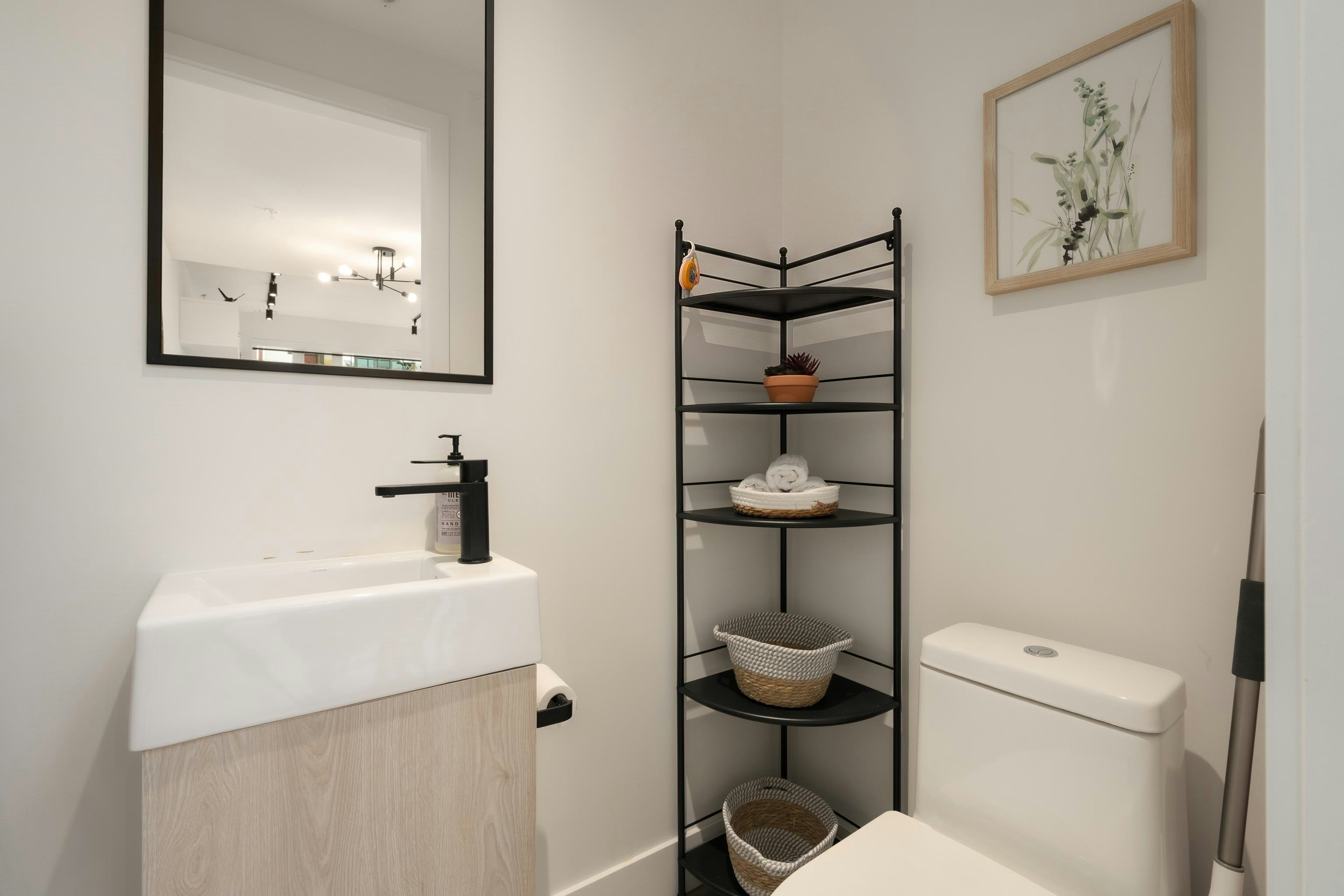 3984 Dumfries Street, Vancouver, BC, V5N 0J1 - 12