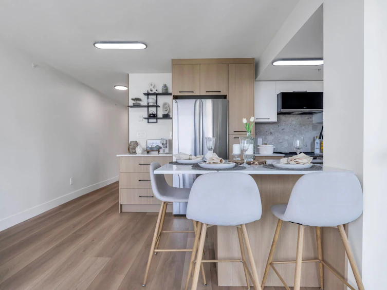 1001-2733 Chandlery Place, Vancouver, BC, V5S 4V3 - 12