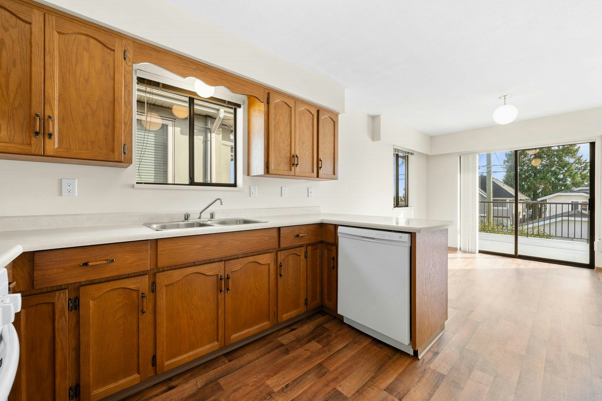 768 W. 66th Avenue, Vancouver, BC, V6P 2R5 - 12