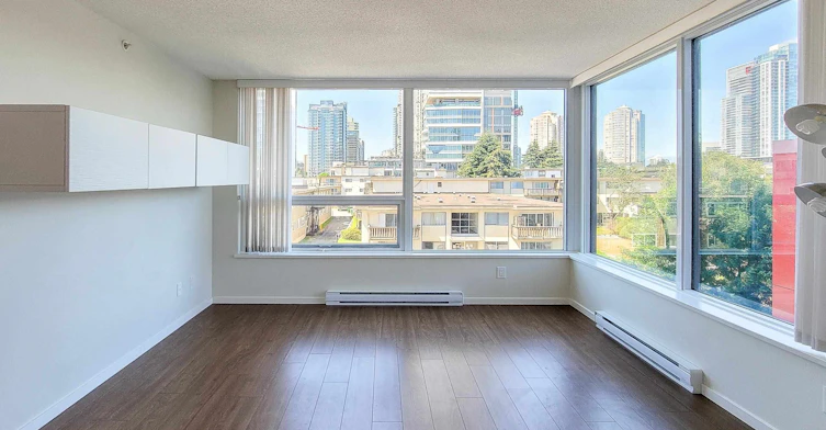 3XX, 6658 Dow Ave, Burnaby, BC, V5H 0C7
