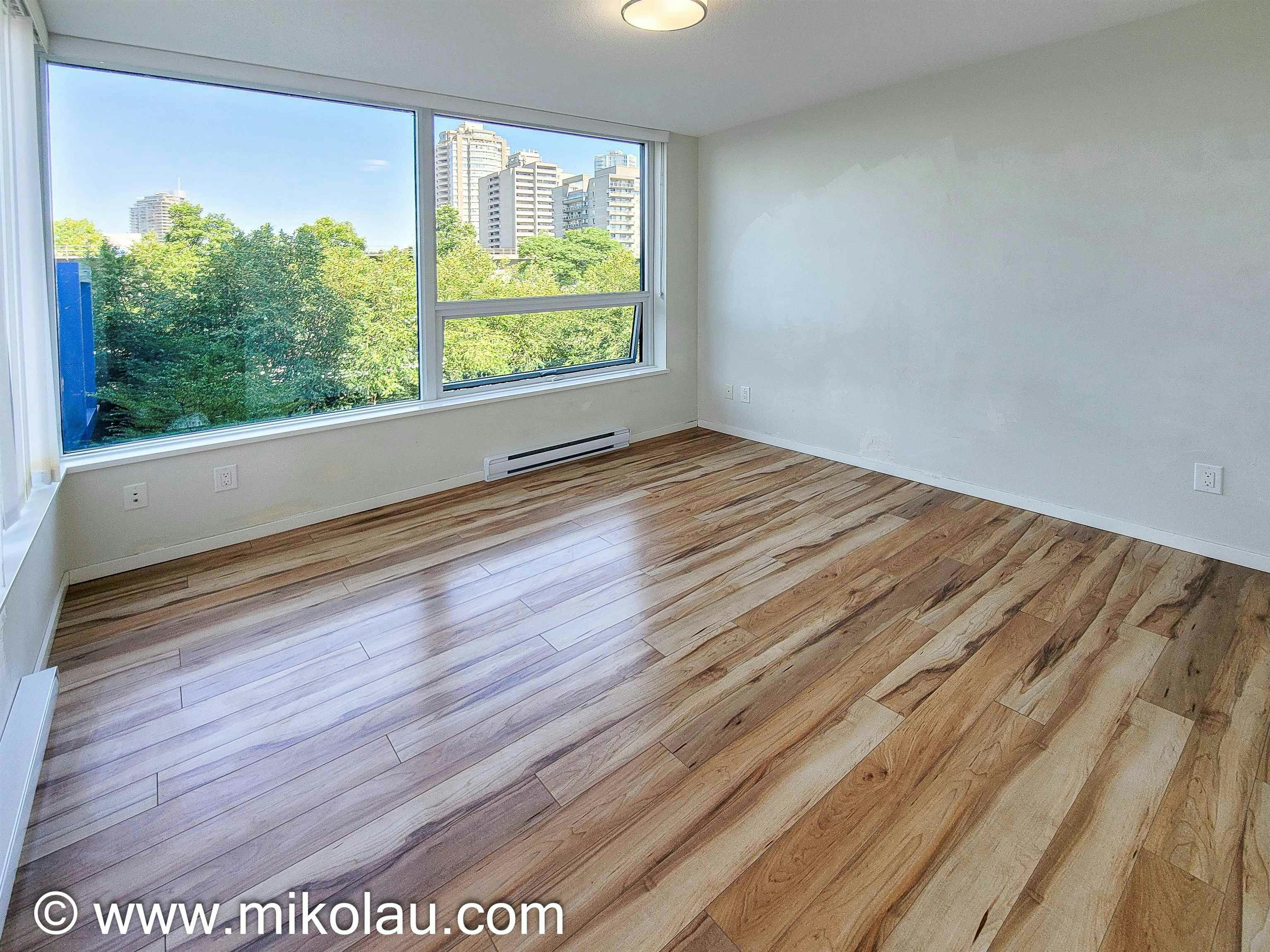 3XX,  6658 Dow Ave, Burnaby, BC, V5H 0C7 - 8