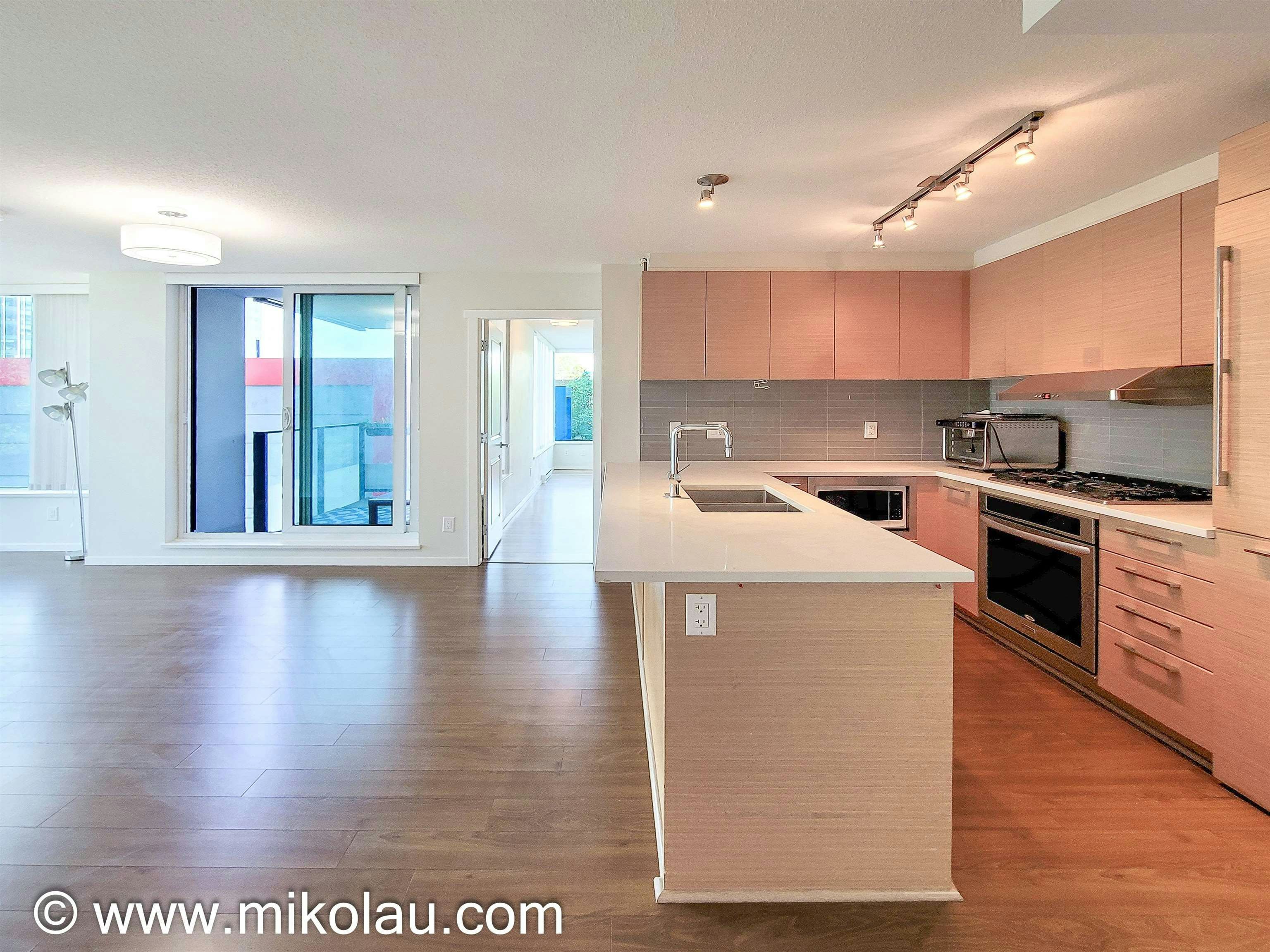 3XX,  6658 Dow Ave, Burnaby, BC, V5H 0C7 - 18