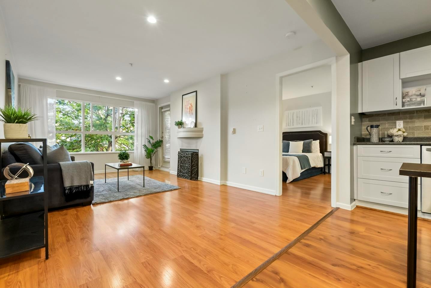 311-10188 155 Street - 5
