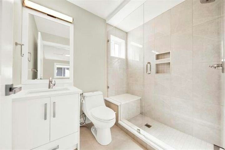 3128 Kings Avenue, Vancouver, BC, V5R 4T4 - 17