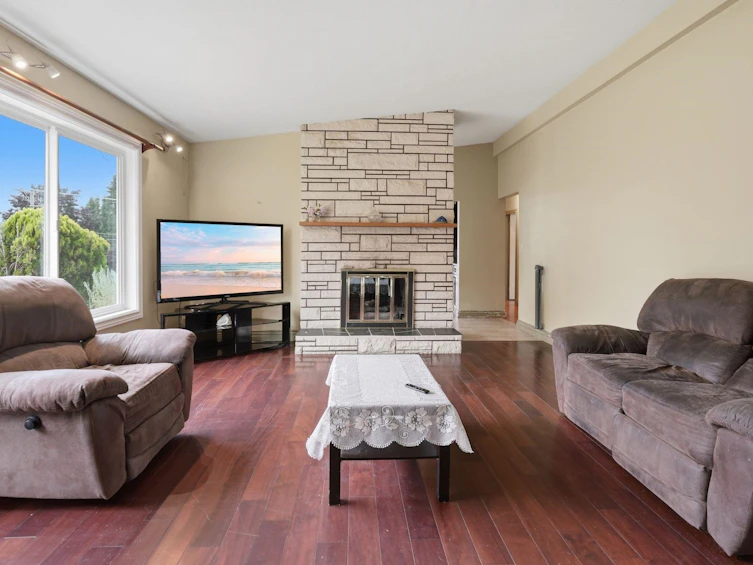 34017 Marshall Road, Abbotsford, BC, V2S 1L8 - 11