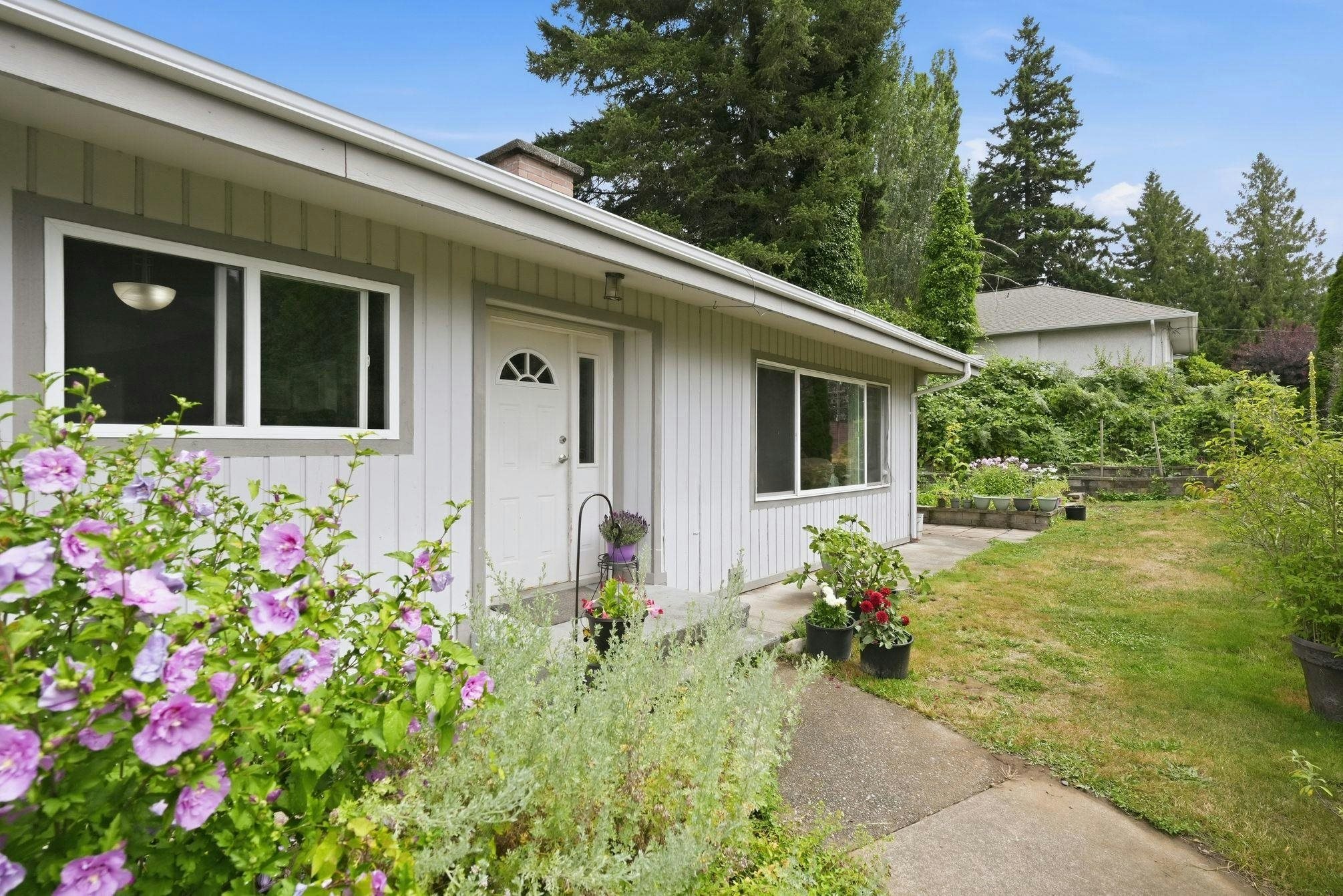 34017 Marshall Road, Abbotsford, BC, V2S 1L8 - 2