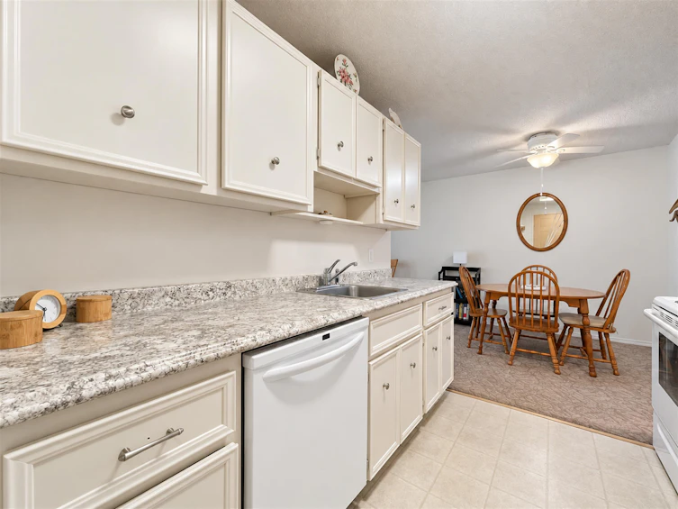 329-7436 Stave Lake Street, Mission, BC, V2V 5B9 - 4