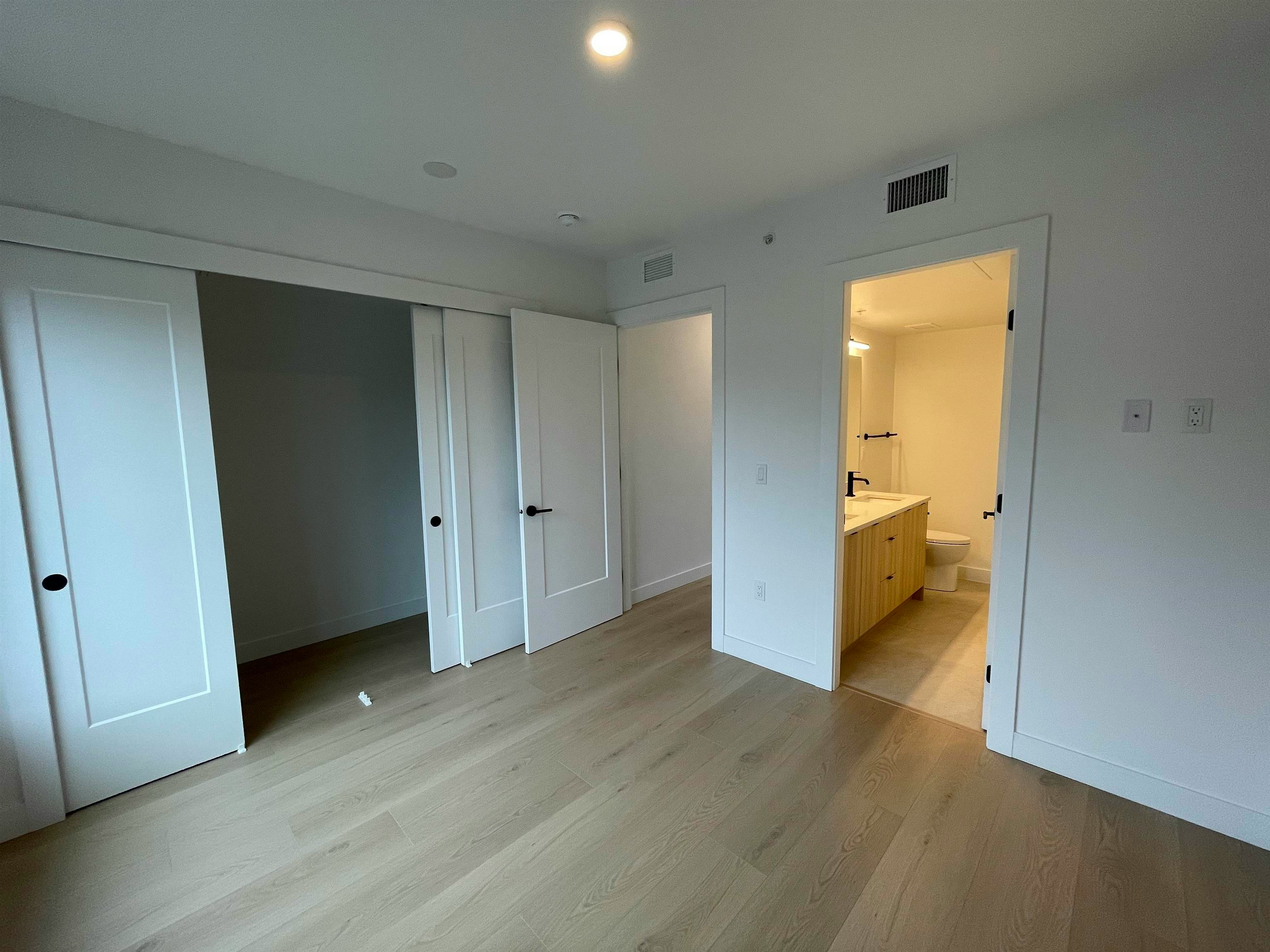 TH22-8899 Spires Road, Richmond, BC, V6Y 0N5 - 23