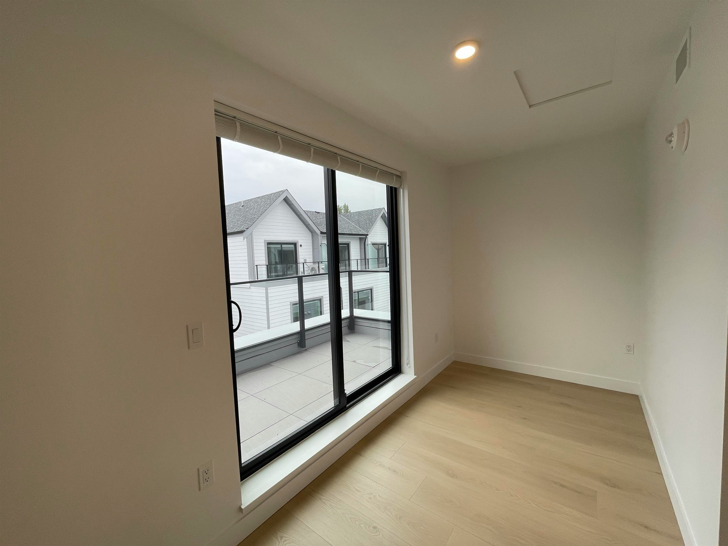 TH22-8899 Spires Road, Richmond, BC, V6Y 0N5 - 20