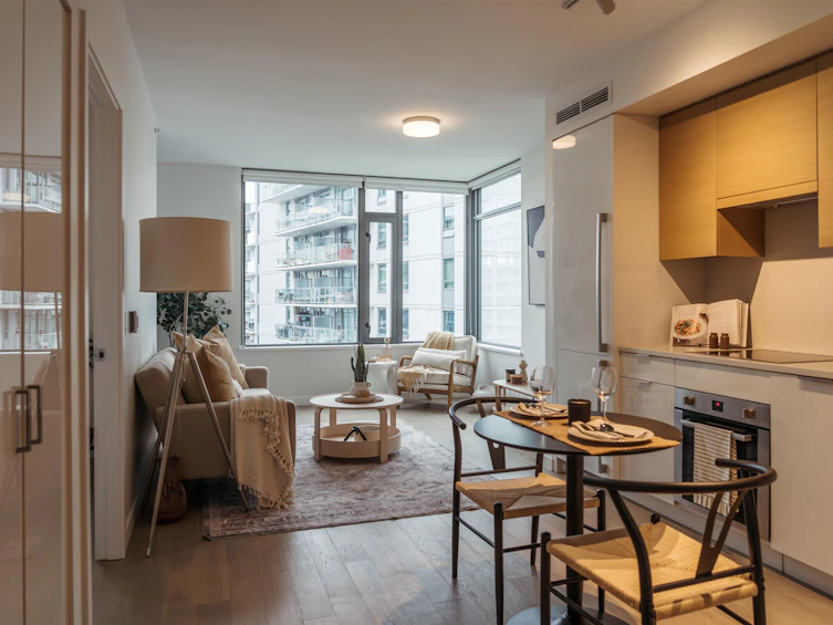 1009-1688 Pullman Porter Street, Vancouver, BC, V6A 0H4 - 2