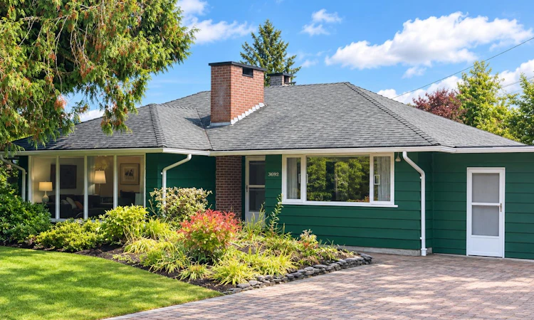 3692 Sunnycrest Drive
