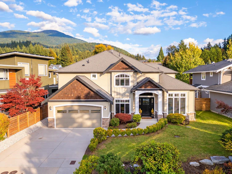 1016 Condor Place, Squamish, BC, V8B 0P4
