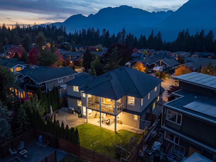 1016 Condor Place, Squamish, BC, V8B 0P4 - 38