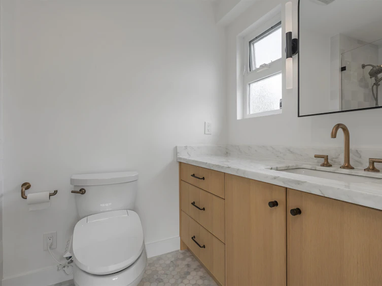 3250 W 37th Avenue, Vancouver, BC, V6N 2V4 - 25