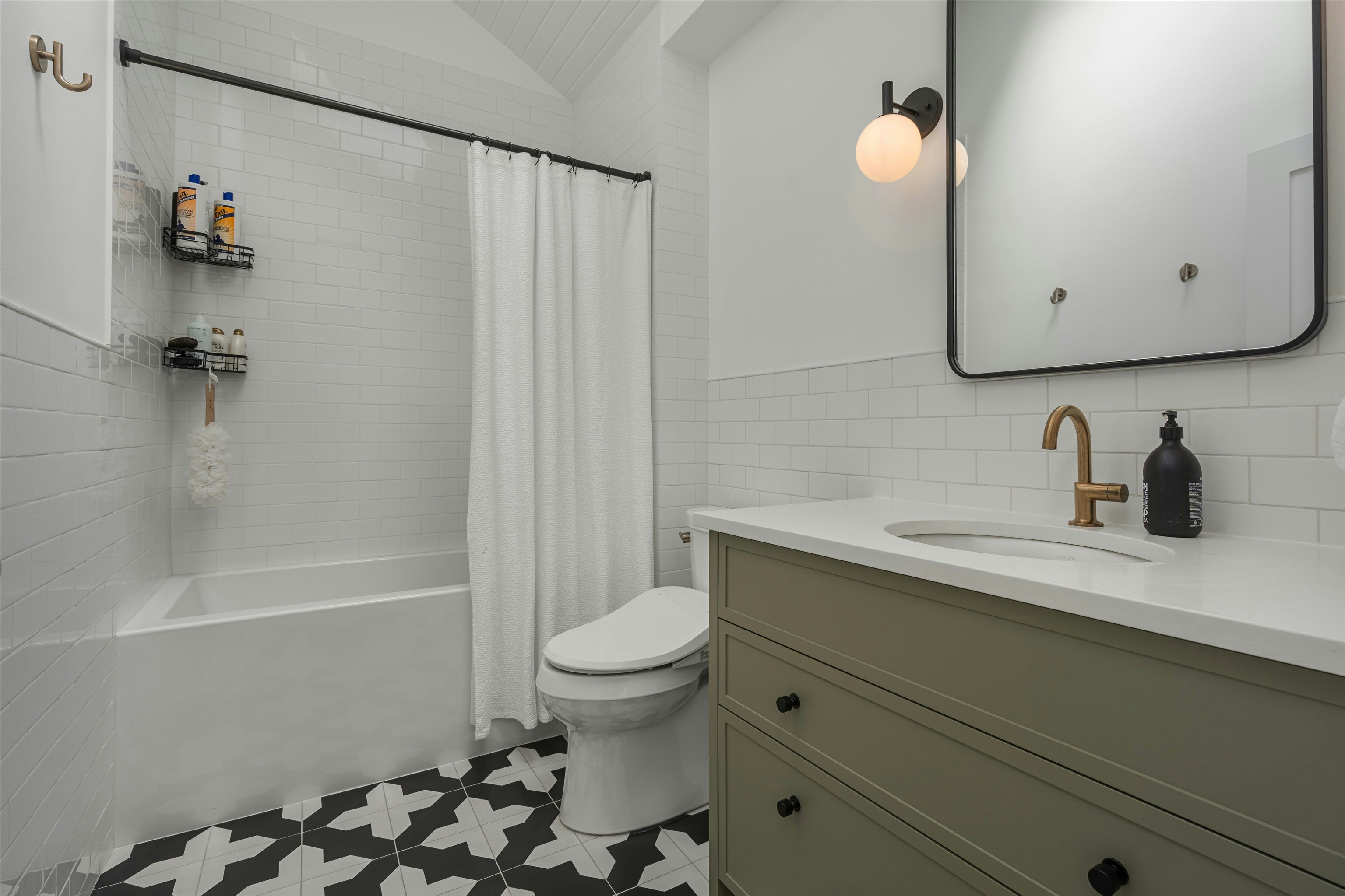 3250 W 37th Avenue, Vancouver, BC, V6N 2V4 - 31