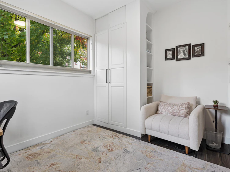 881 Salsbury Drive, Vancouver, BC, V5L 4A3 - 17