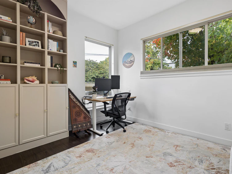 881 Salsbury Drive, Vancouver, BC, V5L 4A3 - 15