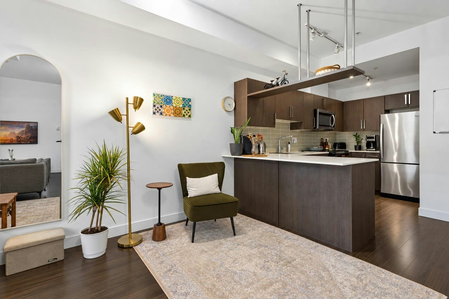 881 Salsbury Drive, Vancouver, BC, V5L 4A3 - 6