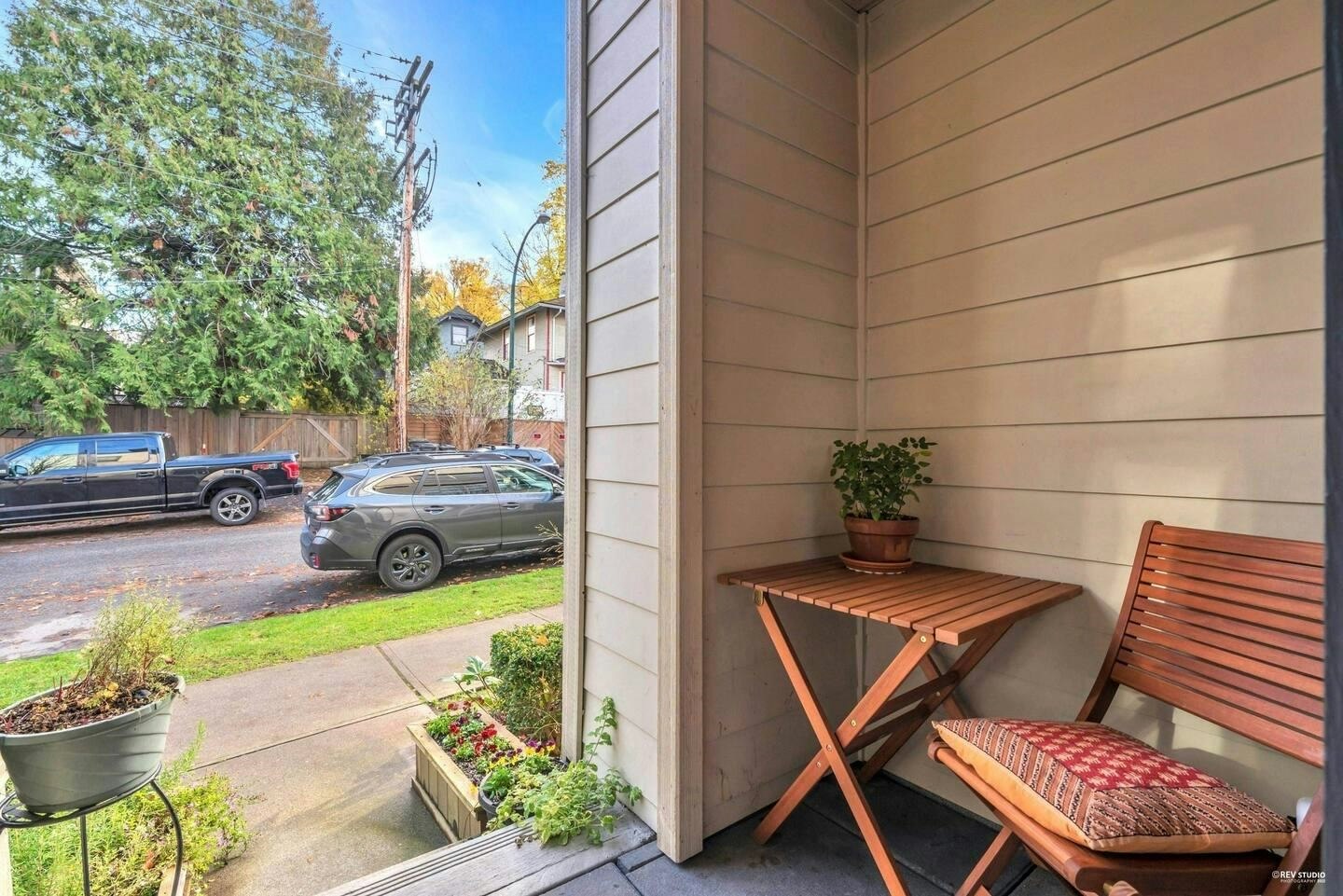 881 Salsbury Drive, Vancouver, BC, V5L 4A3 - 19