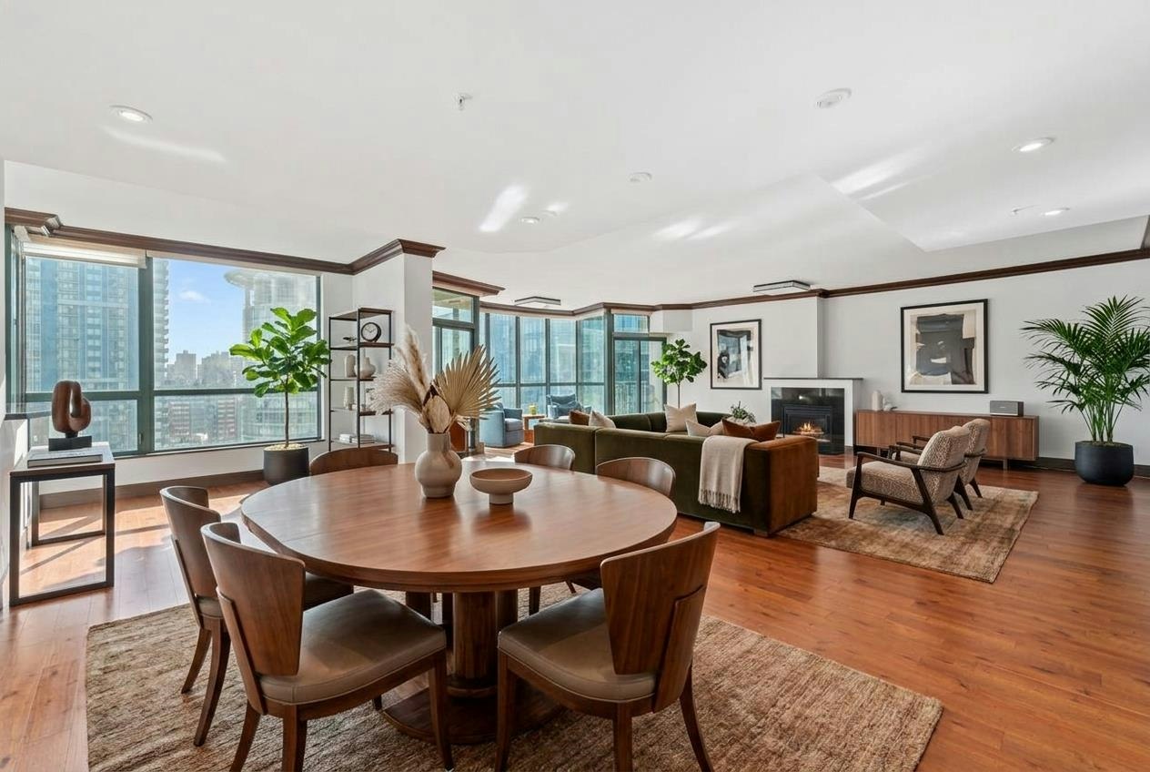2001-1239 W Georgia Street, Vancouver, BC, V6E 4R8