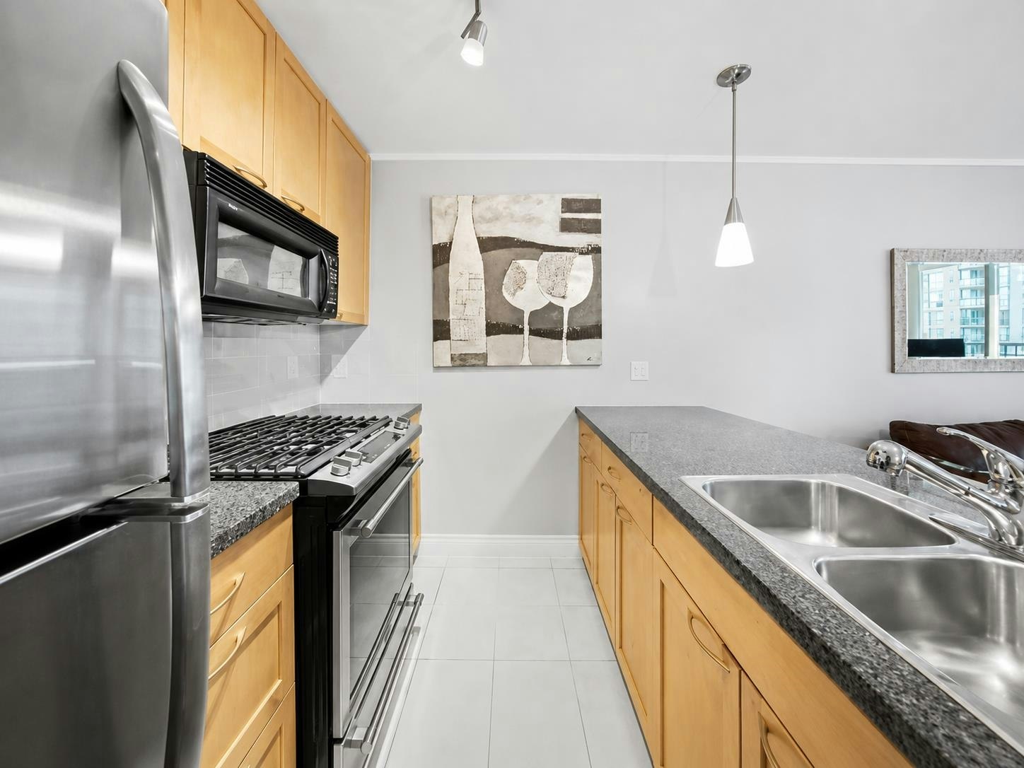 605-989 Richards Street, Vancouver, BC, V6B 6R6 - 4
