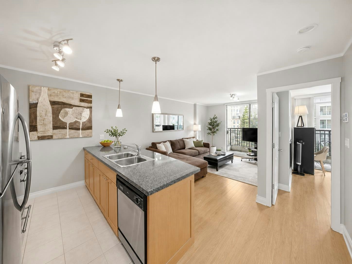605-989 Richards Street, Vancouver, BC, V6B 6R6