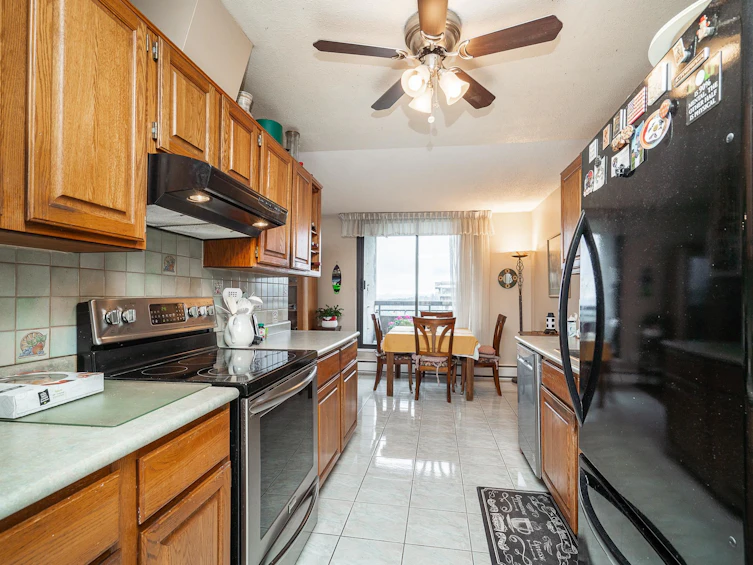 2503-3737 Bartlett Court, Burnaby, BC, V3J 7E3 - 12