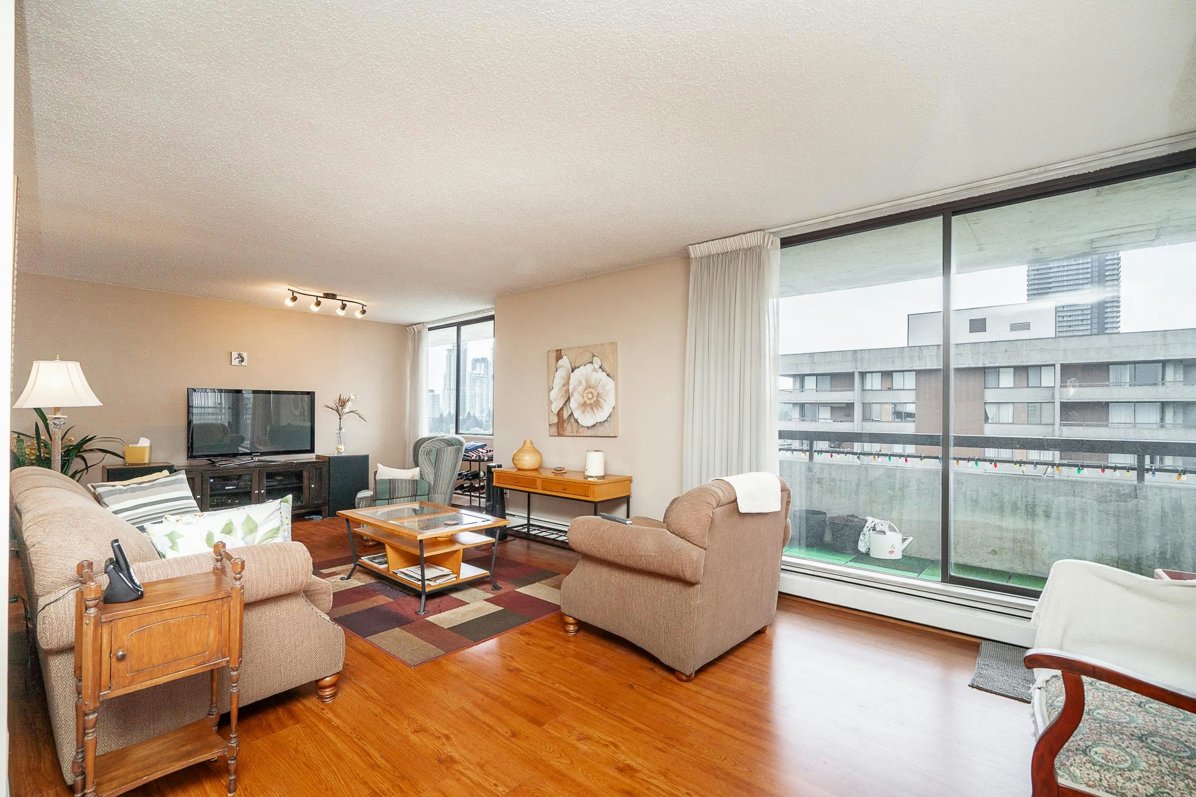 2503-3737 Bartlett Court, Burnaby, BC, V3J 7E3 - 7